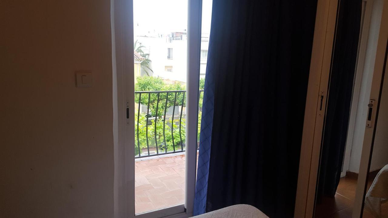Hostal Can Salvado Cambrils Esterno foto
