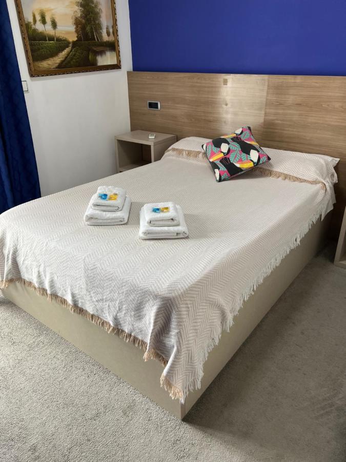 Hostal Can Salvado Cambrils Esterno foto